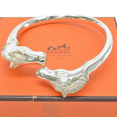 hermes bangle used.